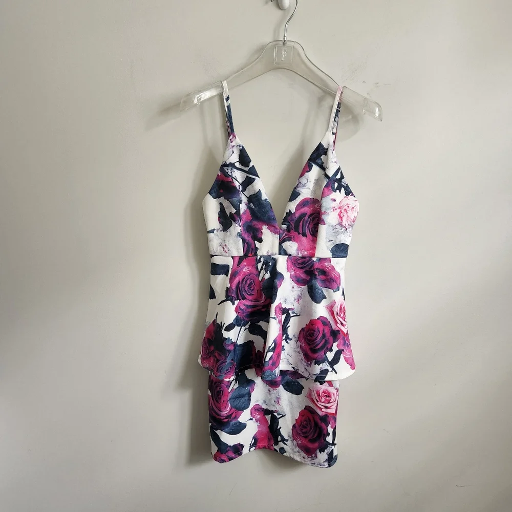 *SOLD* LULU'S | peplum strappy rose dress white pink sz XS - Picture 2 of 4
